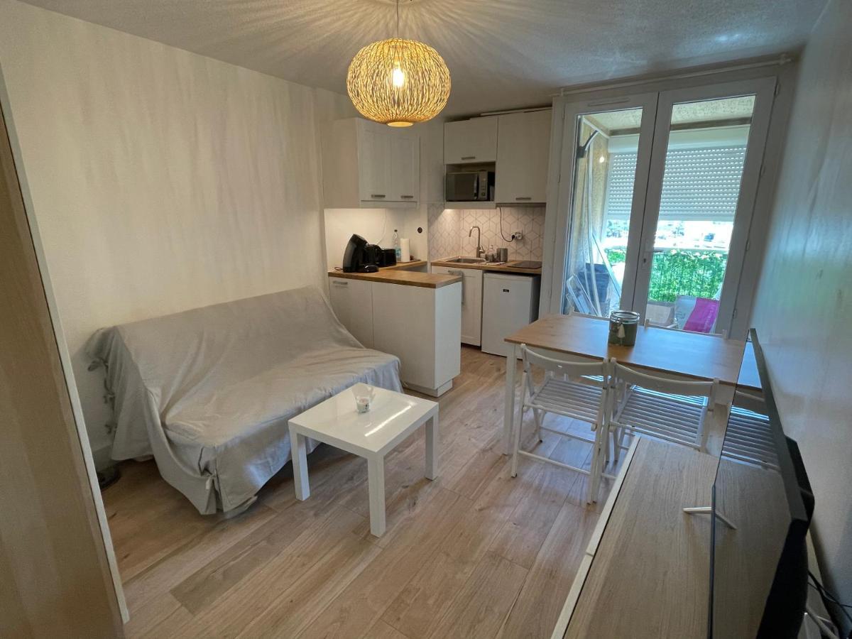 Studio cabine entièrement rénové Mauguio Extérieur photo